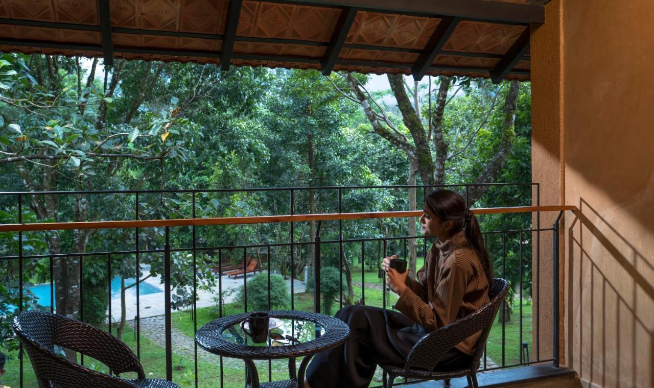 Klov Resort & Spa 瓦亚纳德 外观 照片