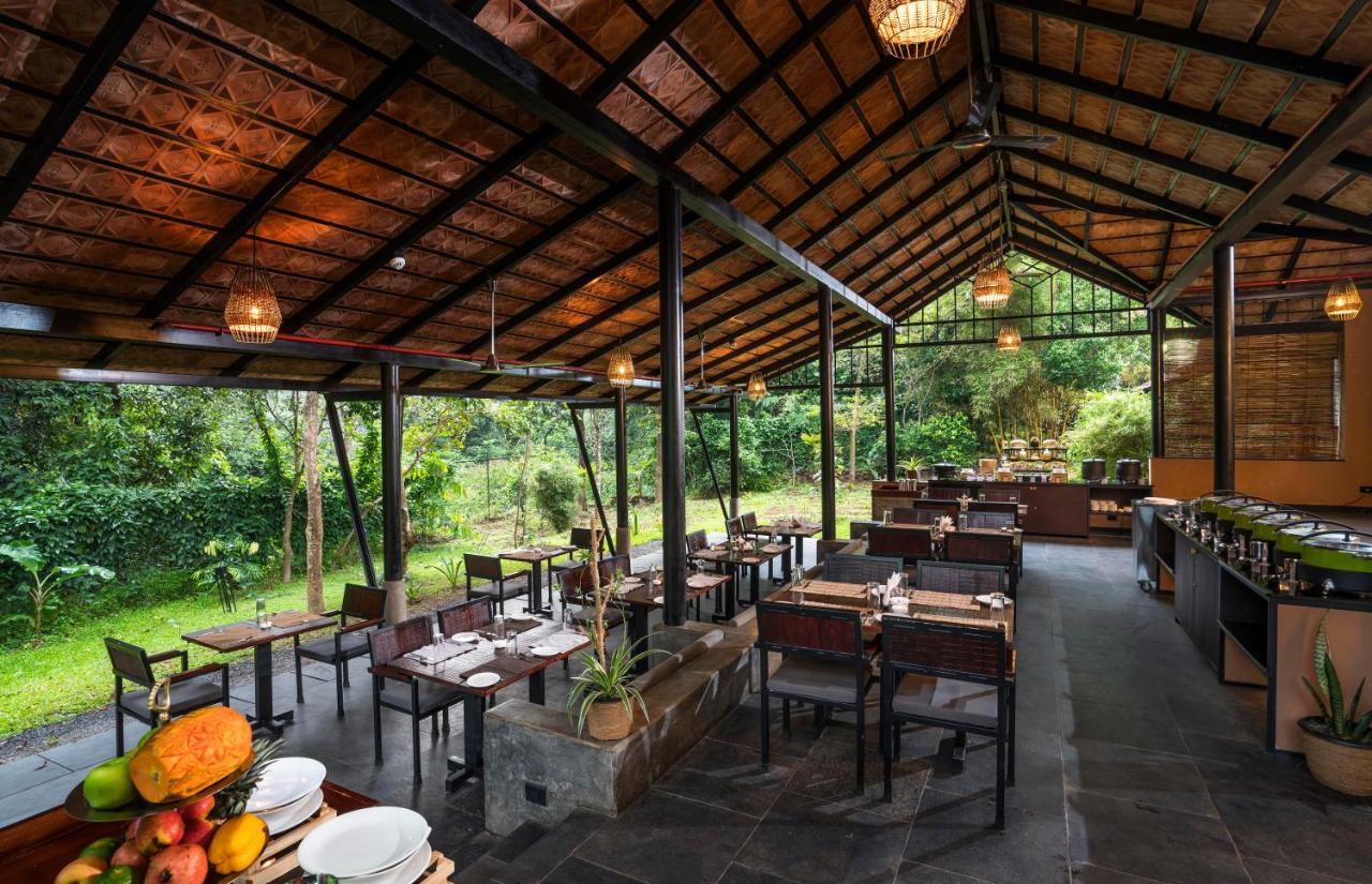 Klov Resort & Spa 瓦亚纳德 外观 照片
